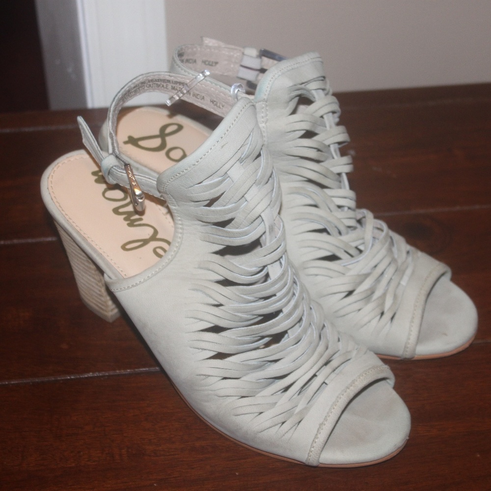 Sam Edelman Holly Shootie Light Gray Leather Interwoven buckle padded sz…9 EUC